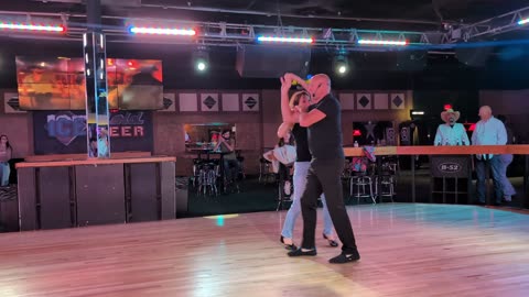 Progressive Double Two Step @ Electric Cowboy with Wes Neese 20251010 203203316