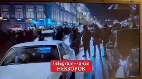 Putin is starting to have internal problems. In St. Petersburg