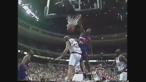 Antonio McDyess 22 Points, Career-High 7 Ast @ 76ers, 1997-98.