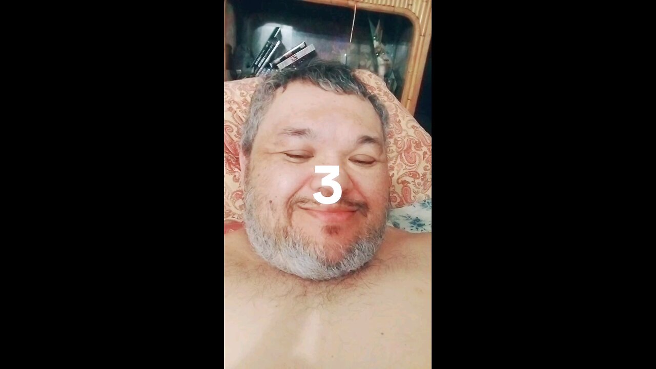 😨