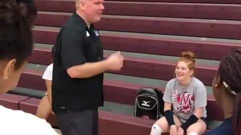 US Sports Volleyball: VOLLEYBALL LIVE DEMO - Drill Building 101