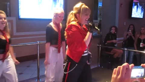 stefanie bennett - never to late live at adelphias