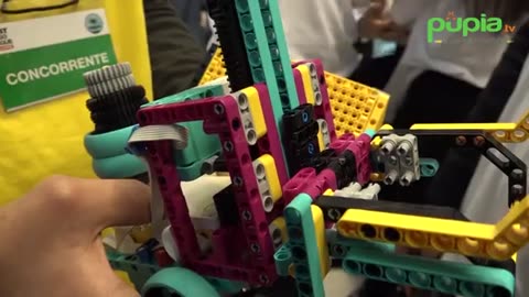 Napoli - Stem e robotica, gli allievi del "Grassi" di Latina trionfano all'evento Lego (22.01.25)