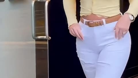 Denim Office Look — Fresh, Chic & Confident!