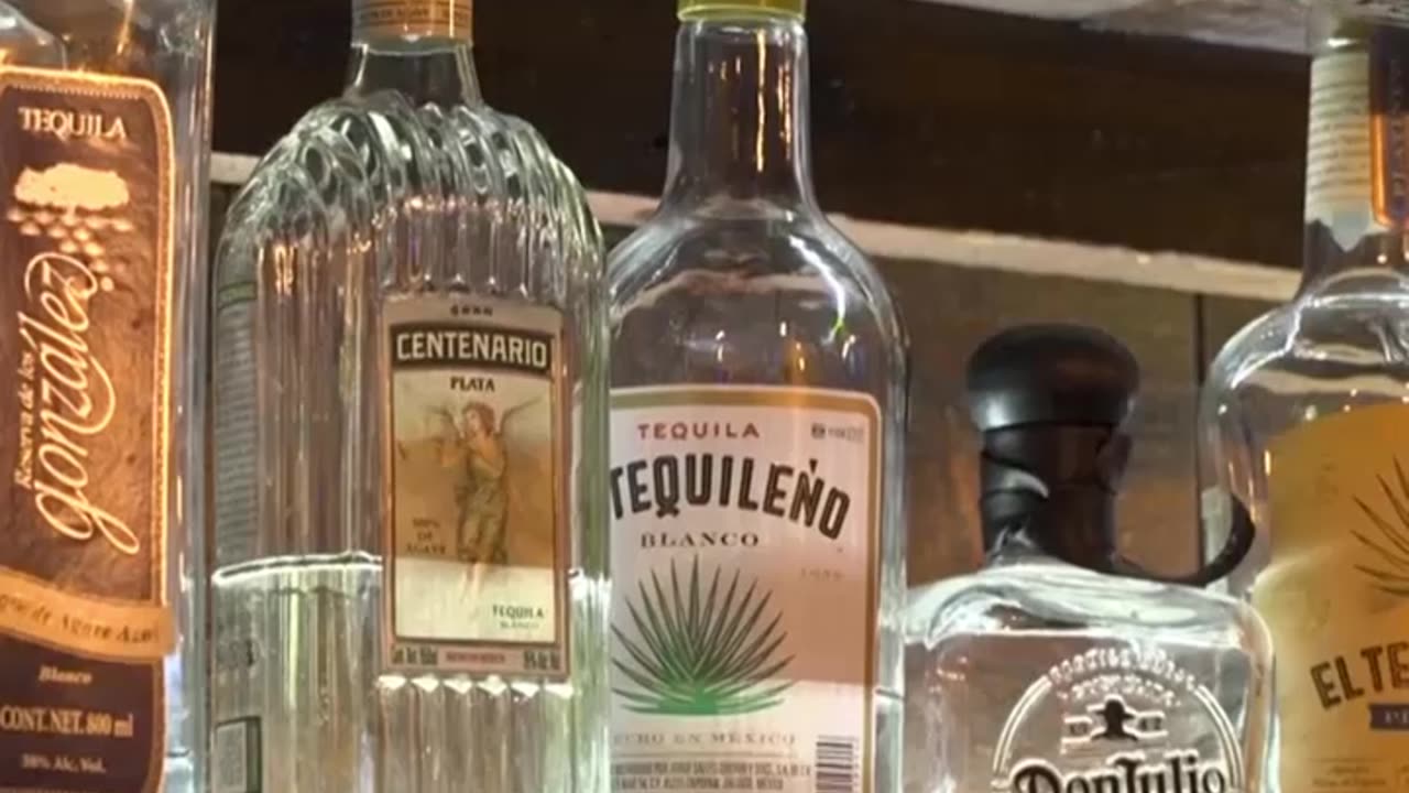 Productores de tequila de México están preocupados por los aranceles de EE.UU.