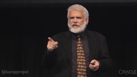 Dr. Robert Malone explains how Covid was "the most massive... globally co-ordinated propaganda