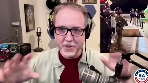 ICE Agents CAUGHT Arresting Comedian For HUMILIATING Them