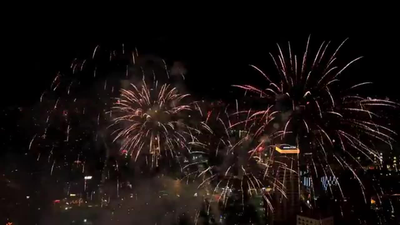 Tirana feston Vitin e Ri 2026