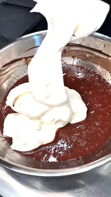 How to make Japan's best gateau chocolate cake?