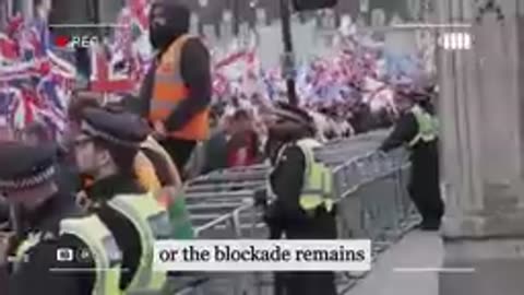 1 MIN AGO: 1,872 Tractors STORM London — Capital UNDER SIEGE Live! | News UK