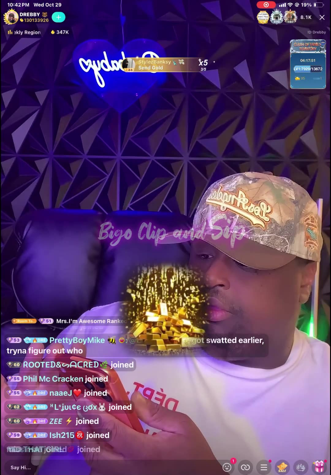 DreBaby says hes calling the news after police arrive at his apt w/guns 10/29/25 #bigoclipandsip