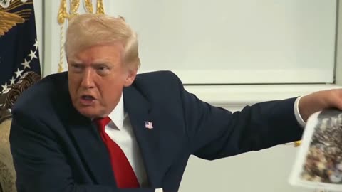 il Donaldo Trumpo - EVERYONE AT DINNER TONIGHT...🦃😂😂😂