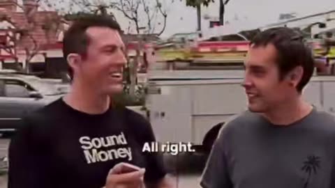 🚨 In 2015, Mark Dice offered strangers a Hershey bar or a 10 oz Silver bar