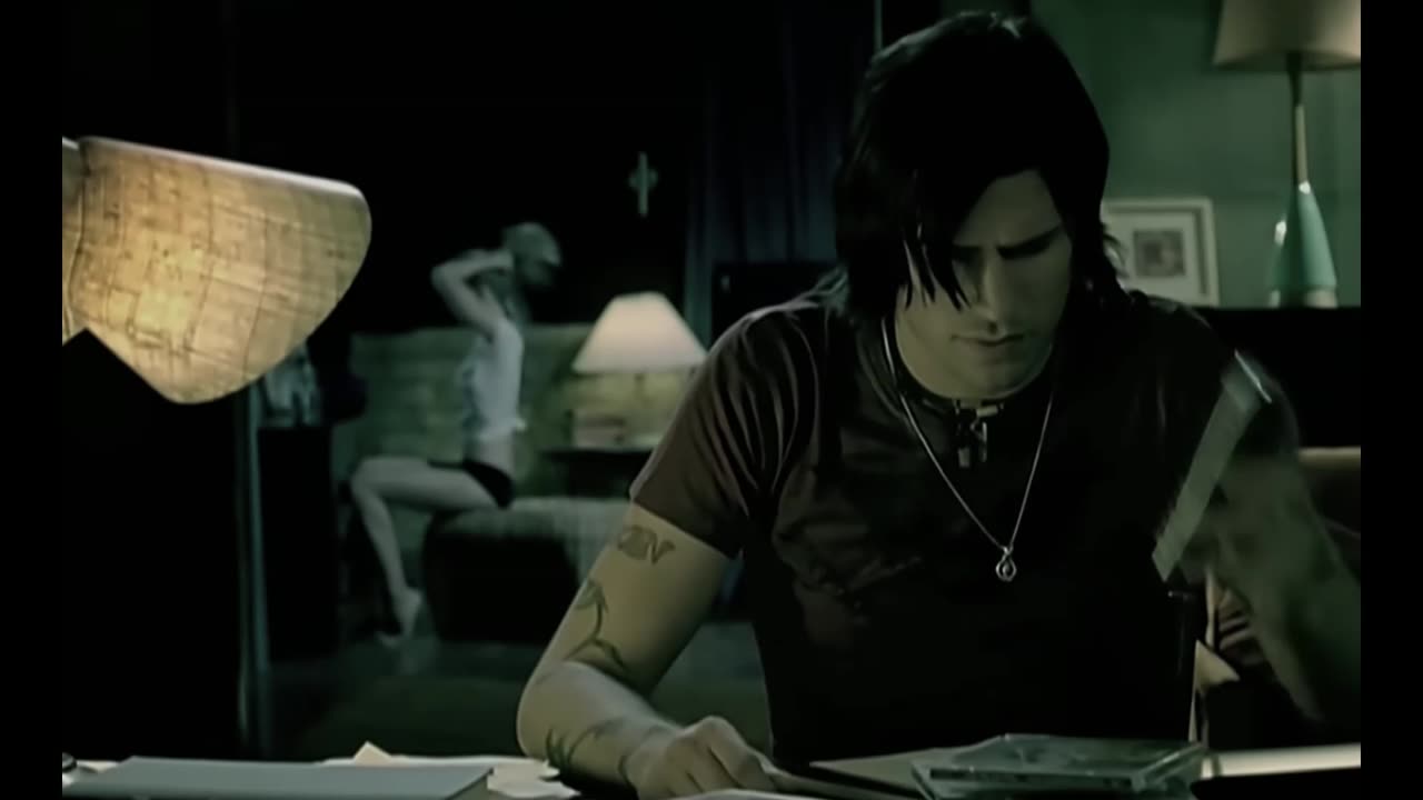 Hinder - Lips Of An Angel