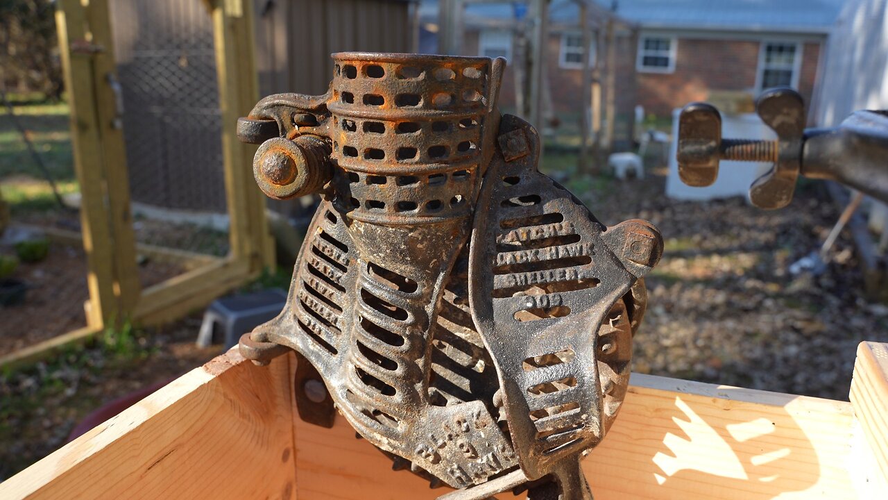 Used a Black Hawk corn sheller and Keen Kutter corn mill to feed my hens some ground up corn.