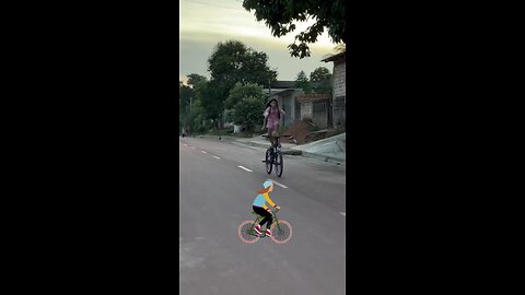 Girl and her bike stunts