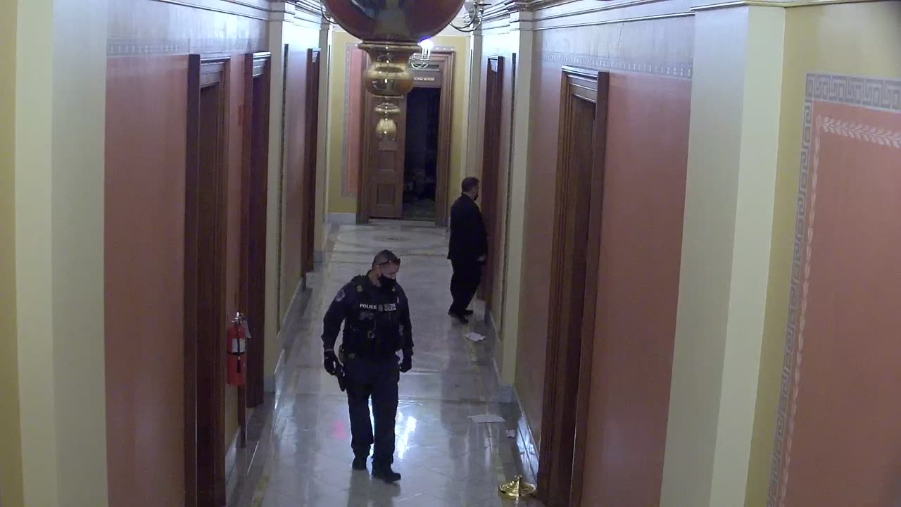 0201USCS02nearS235_2021-01-06_18h00min02s777ms.mp4