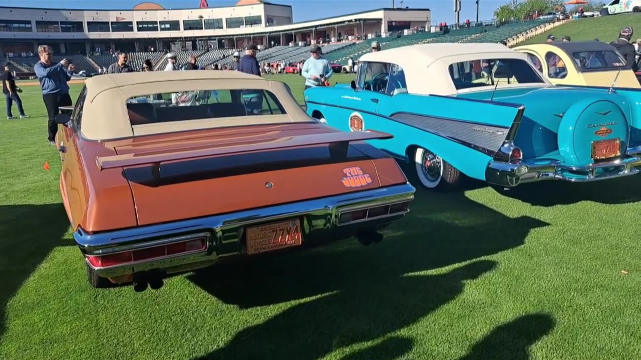 Join the Thrill of the Copperstate 1000: Continental, Classic Porsche, and Thunderbird Legends