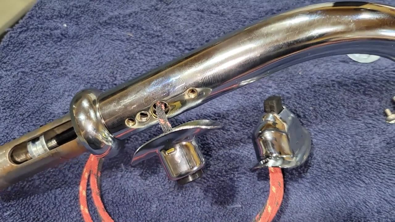 1956 Harley Davidson FLH restoration Part: 15, Building the handlebar assembly,