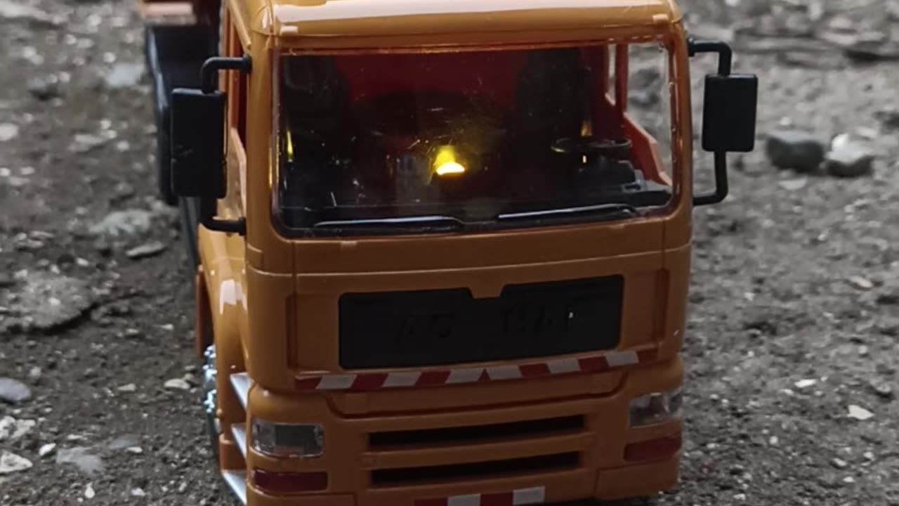 EXTREME TRUCK STUNT SHOW