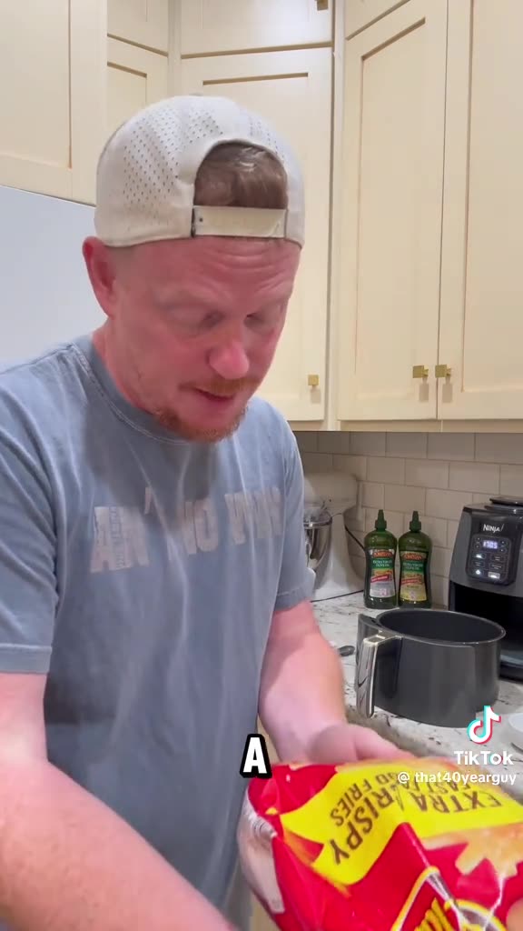 YOU’RE TELLING ME FOR 40 YRS OF WISHING I COULD PUT THEM IN MY MOUTH ANYTIME OF YEAR I WANTED I COULD OF DONE THIS⁉️