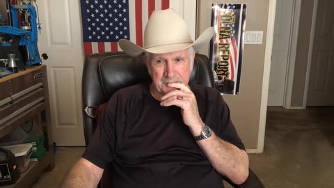 US Sinks Submersible, Reportedly There Were Some Survivors!