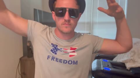 Episode 33: Night of the Living Cucks!