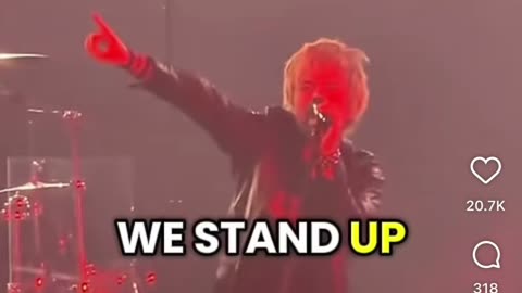 Green Day proclaims they are antifa at their LA concert