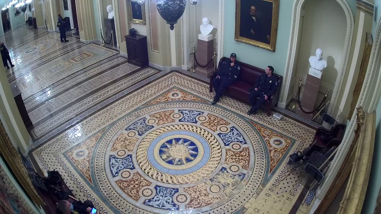 0213USCS02OhioClockCorridornearS208_2021-01-06_17h40min03s097ms.mp4