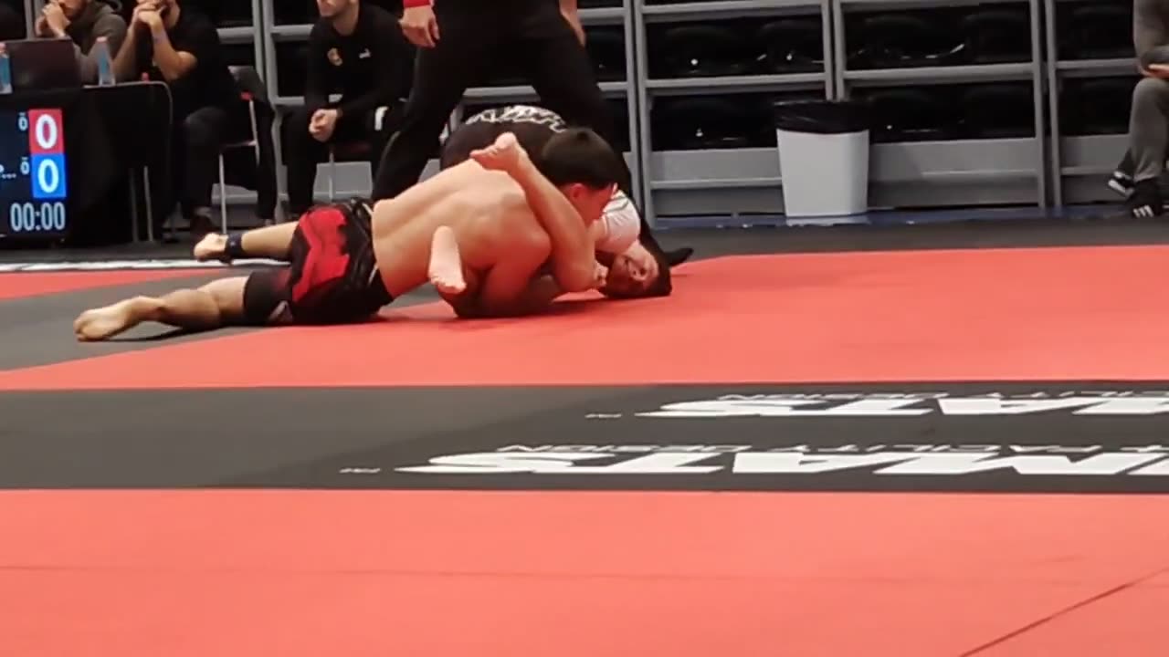 01 08.11.2025 ADCC Bor 01