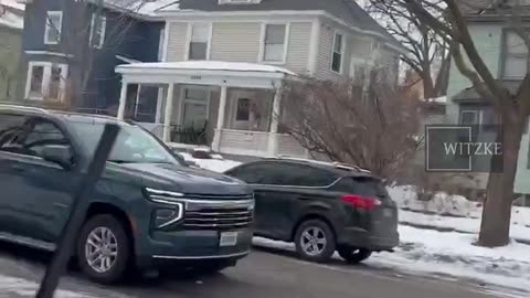 Somali vermin refuses to comply with ICE orders and prove that she is a US Citizen