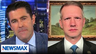 Why are Dems allowed to give 'middle finger' when asked for SNAP data?: Rob Schmitt to Rep. Moore