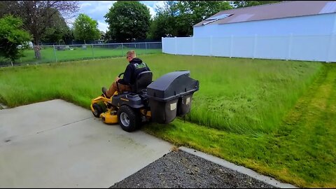 Homeowner Lets Lawn Grow 3 MONTHS & Then Calls Me For A CLEANUP