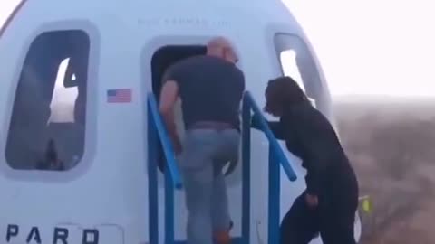 Airplane Door versus Blue Origin Door