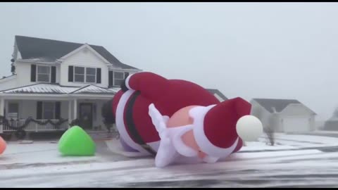 Santa in The Wind - December 2025