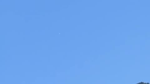 🕰️🔭 HOURGLASS-LOOKING SPACECRAFT SPOTTED: What's Behind This Bizarre Sighting?! | TheTruthAbove