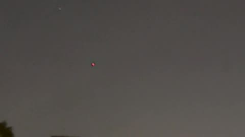 👽🌀 Weird Blinking Object Over DTLA! What Is It? | TheTruthAbove