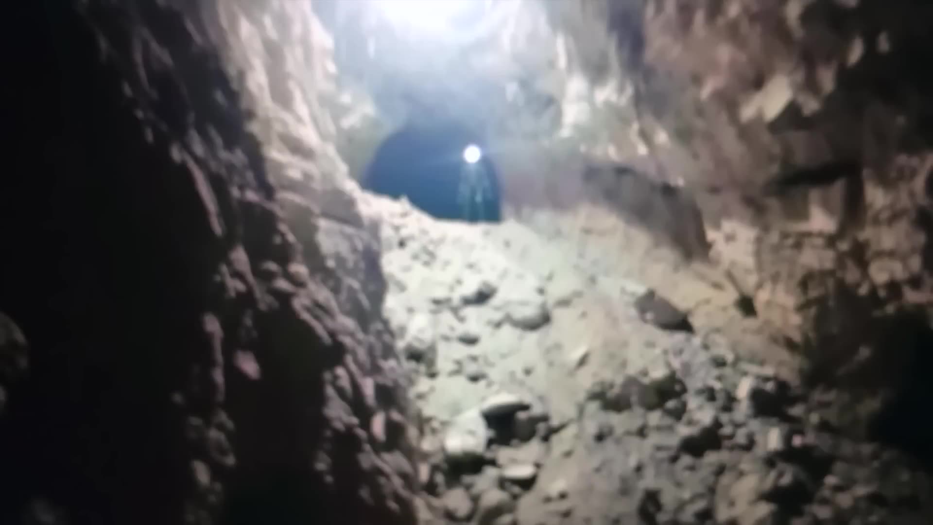 NASA Threat Warning Massive Structure Filmed AGAIN At The Sun For Hours