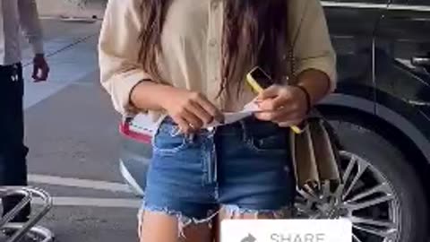 Bollywood Actress Rashmika Mandanna Spotted at Airport 🥰