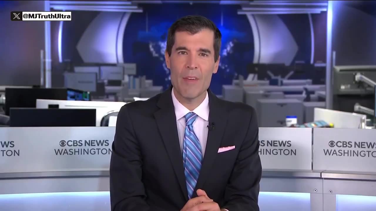 “Never before seen” photos of Epstein’s Cell and say… something doesn’t add up 🤣