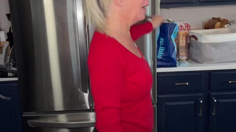 Never lose a measuring spoon again with this #kitchenhacks #organization #bakingtips