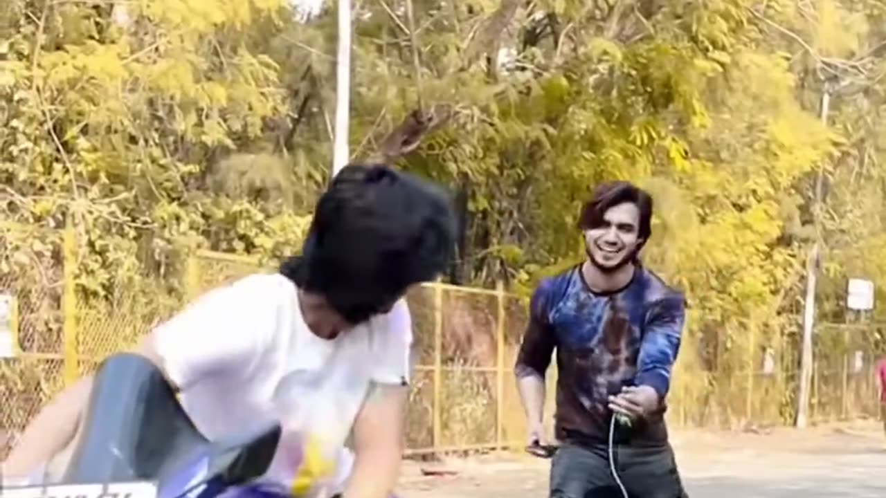 #husnarasiddiqui