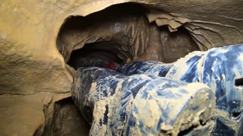😱👻 Exploring a Cave That Will Give You Anxiety | TheHauntingHour
