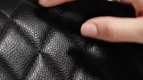 CHANEL MATELASSÉ HAND BAG