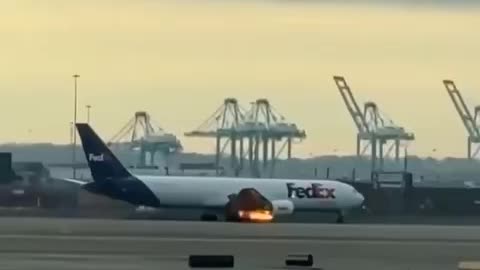 FedEx plane emergency landing