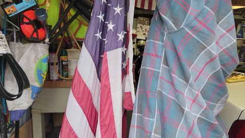 RAISING A BRAND NEW VERY LARGE USA FLAG ON CHRISTMAS DAY!