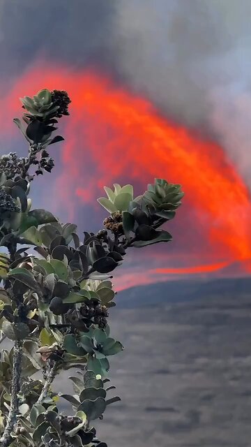 Incredie eruption of Kilauea volcano in Hawaii today