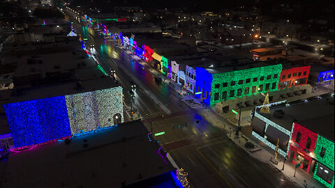 Holiday Light Show Illuminates Downtown Rochester, Michigan