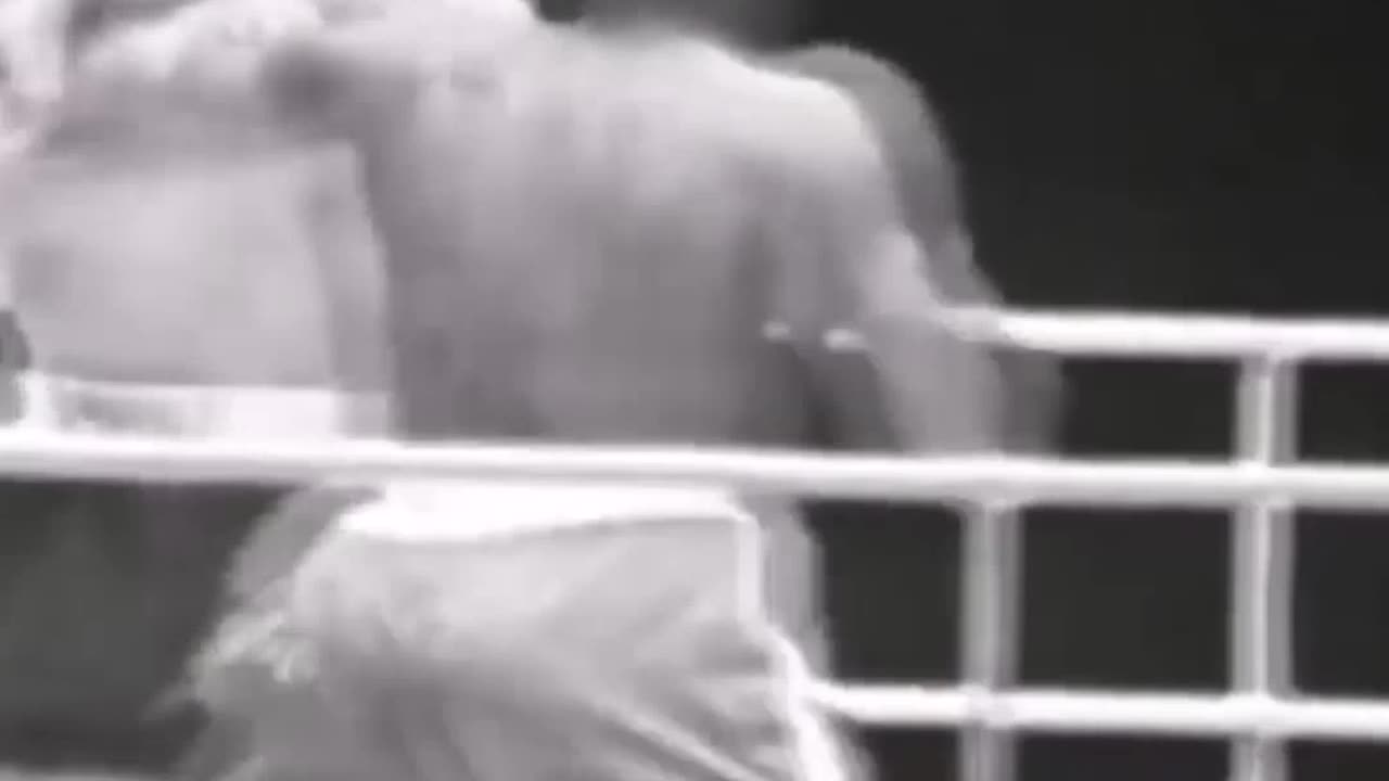 Muhammad Ali vs Henry Cooper