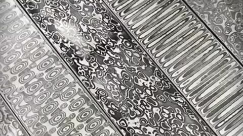 How Is a Damascus Knife Made¿